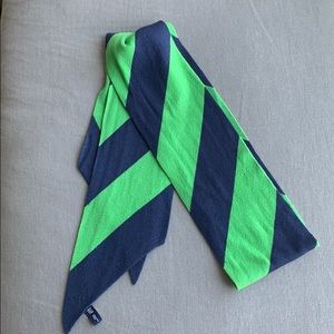 Gap Scarf